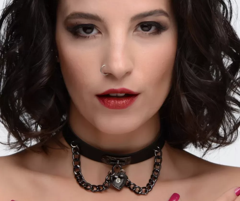 Store Healthy & Active Gothic Heart Chain Choker