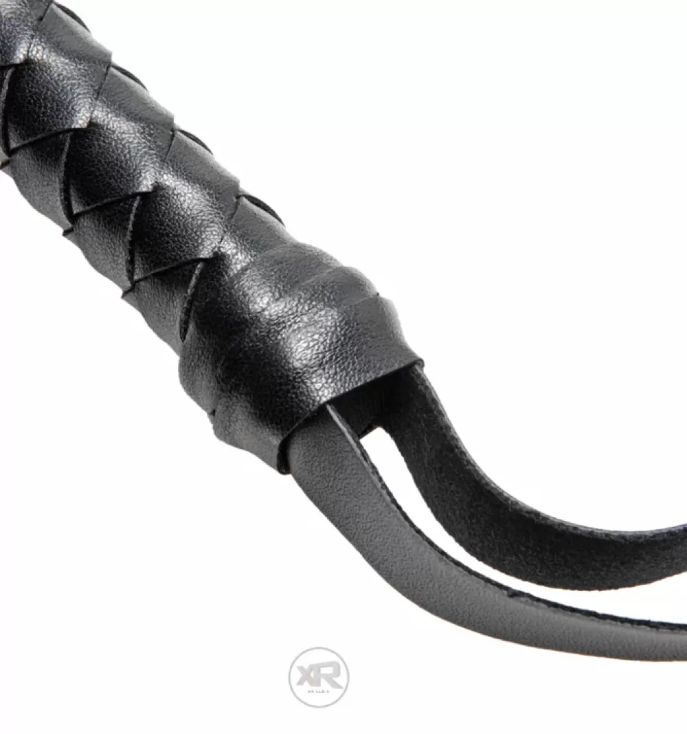Store Healthy & Active Strip Tip Whip